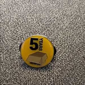 Amazon Yellow 5 Years Commemorative Enamel Pin